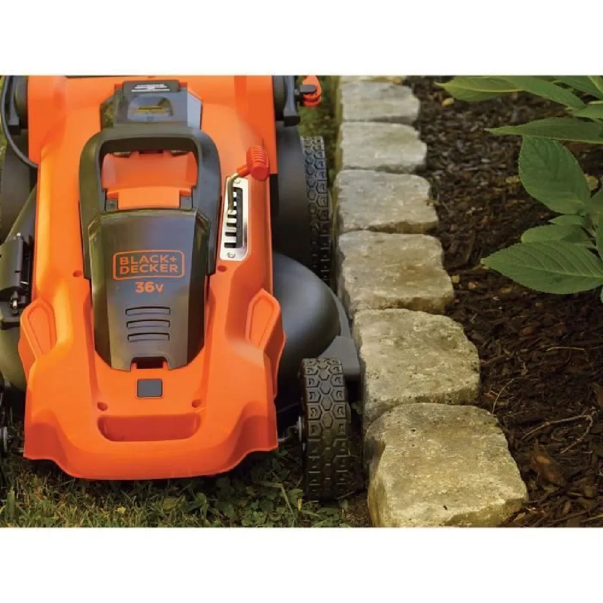 BLACK & DECKER Tondeadora 48 cm 36 V 2×2 Ah - Imagen 4