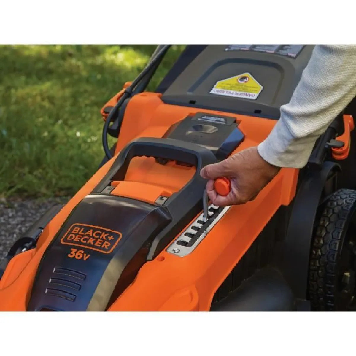BLACK & DECKER Tondeadora 48 cm 36 V 2×2 Ah - Imagen 5